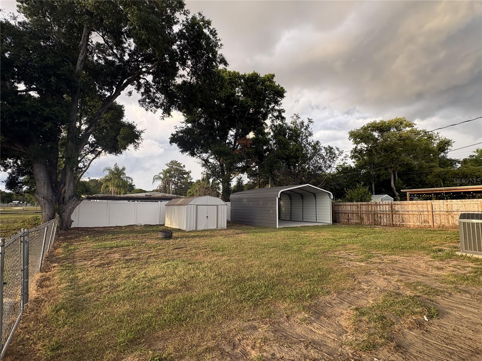 EUSTIS QUAYLES GOLF LINK 02 - Residential