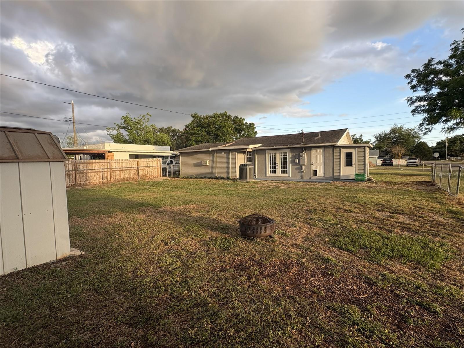 EUSTIS QUAYLES GOLF LINK 02 - Residential