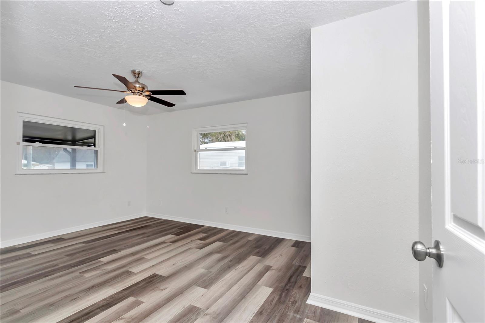 HICKORY HILL RETREATS UNIT 01 - Residential