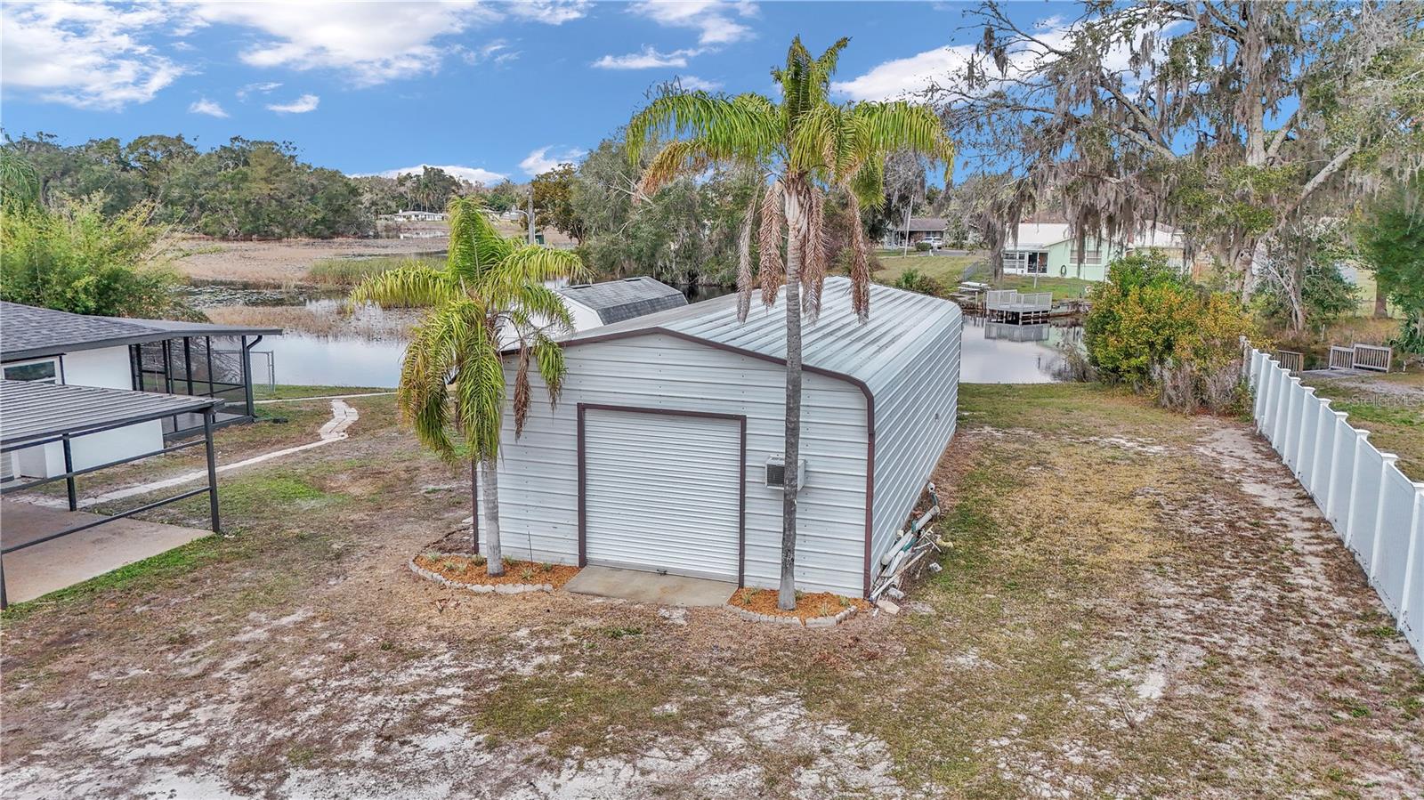 HICKORY HILL RETREATS UNIT 01 - Residential