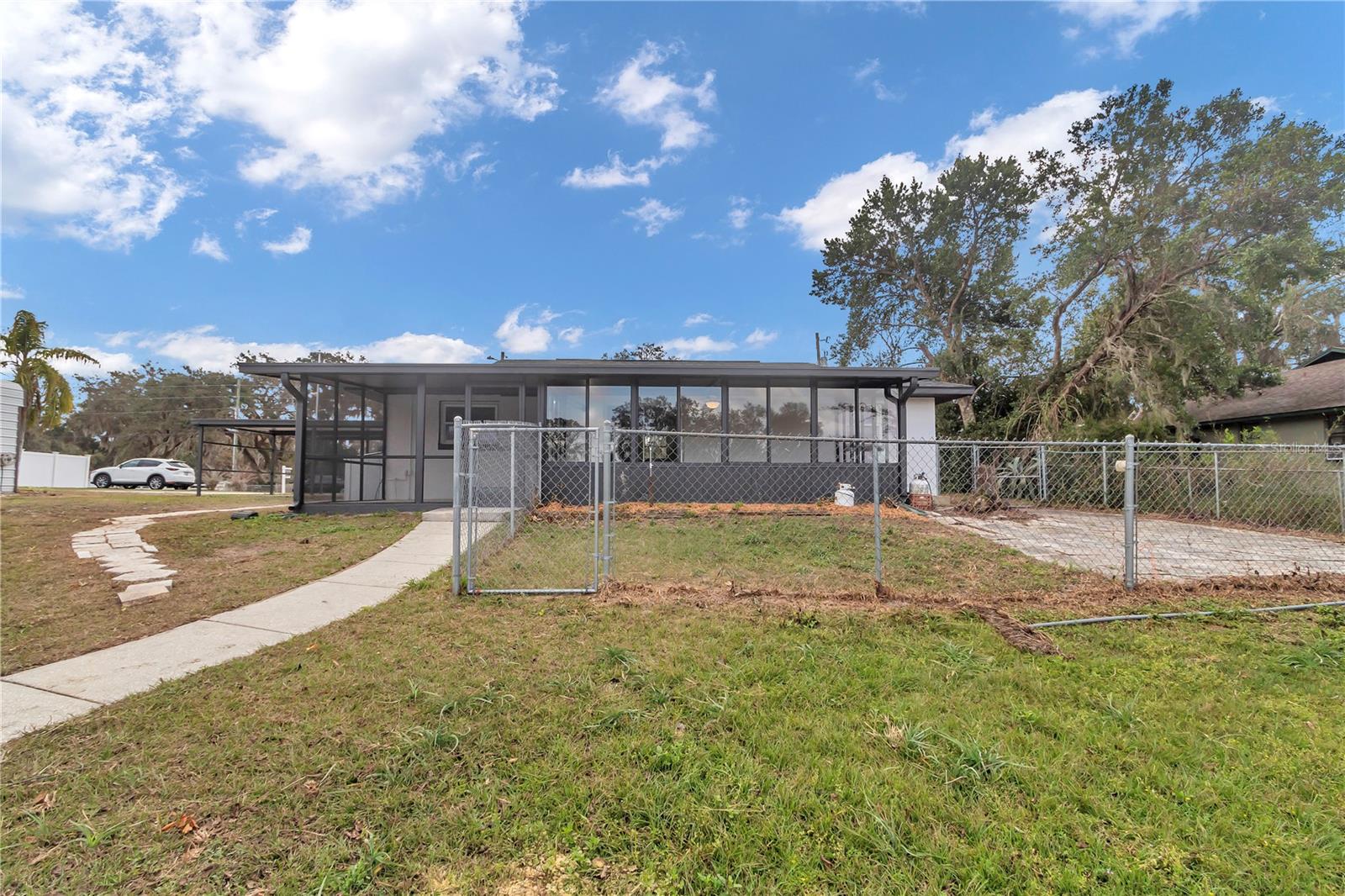 HICKORY HILL RETREATS UNIT 01 - Residential