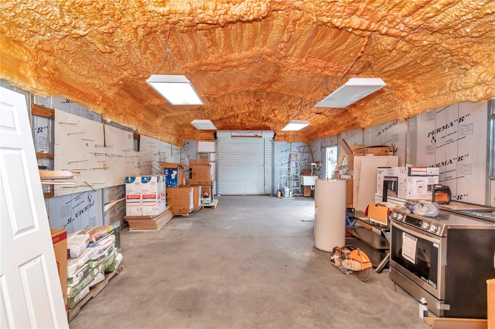 HICKORY HILL RETREATS UNIT 01 - Residential