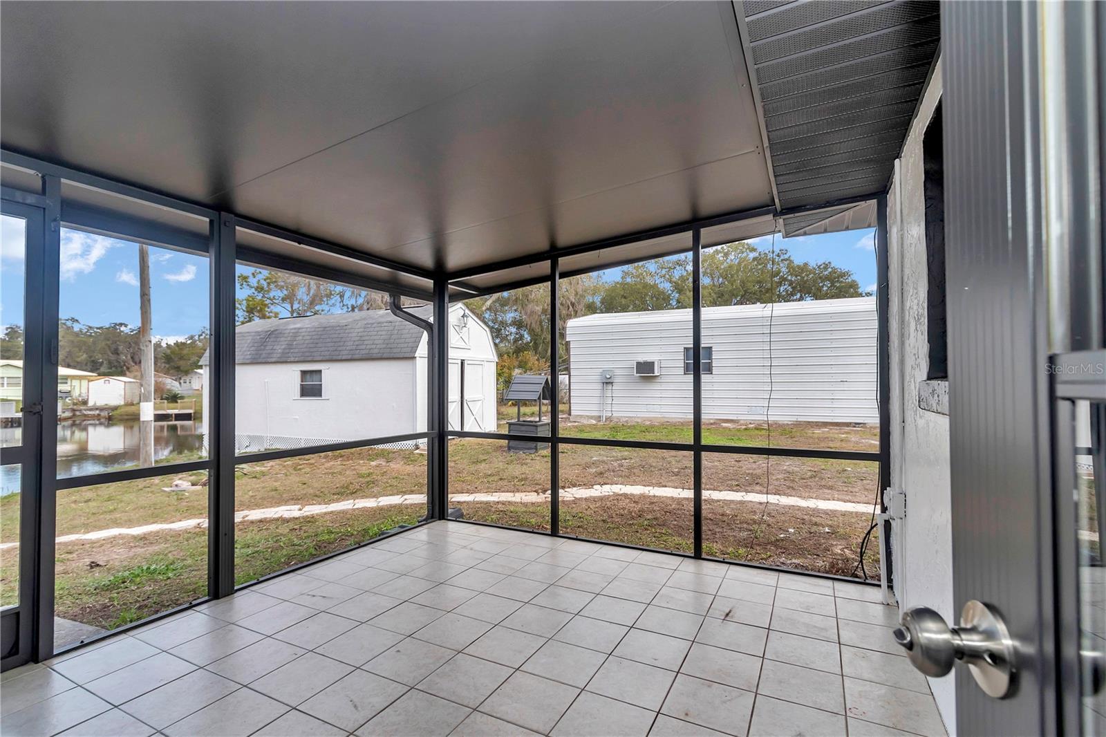 HICKORY HILL RETREATS UNIT 01 - Residential