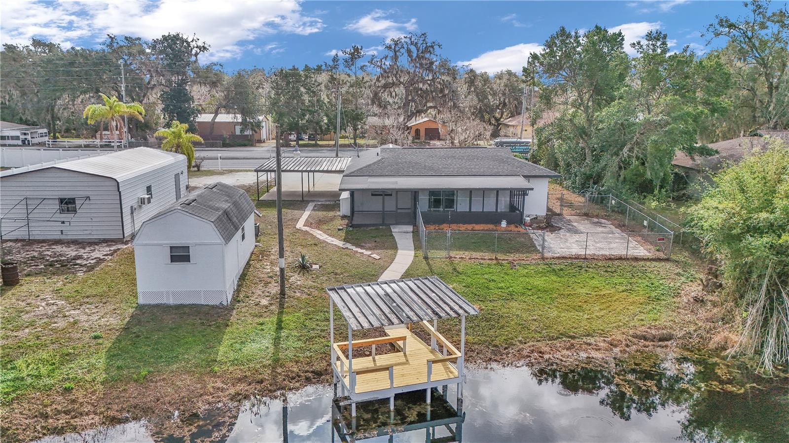 HICKORY HILL RETREATS UNIT 01 - Residential