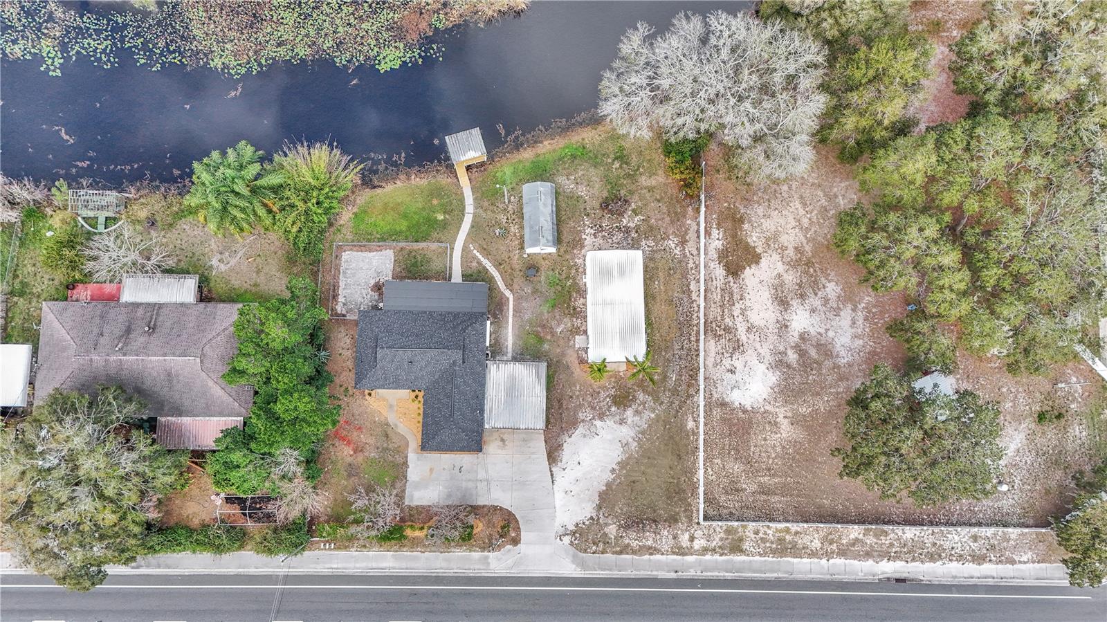 HICKORY HILL RETREATS UNIT 01 - Residential