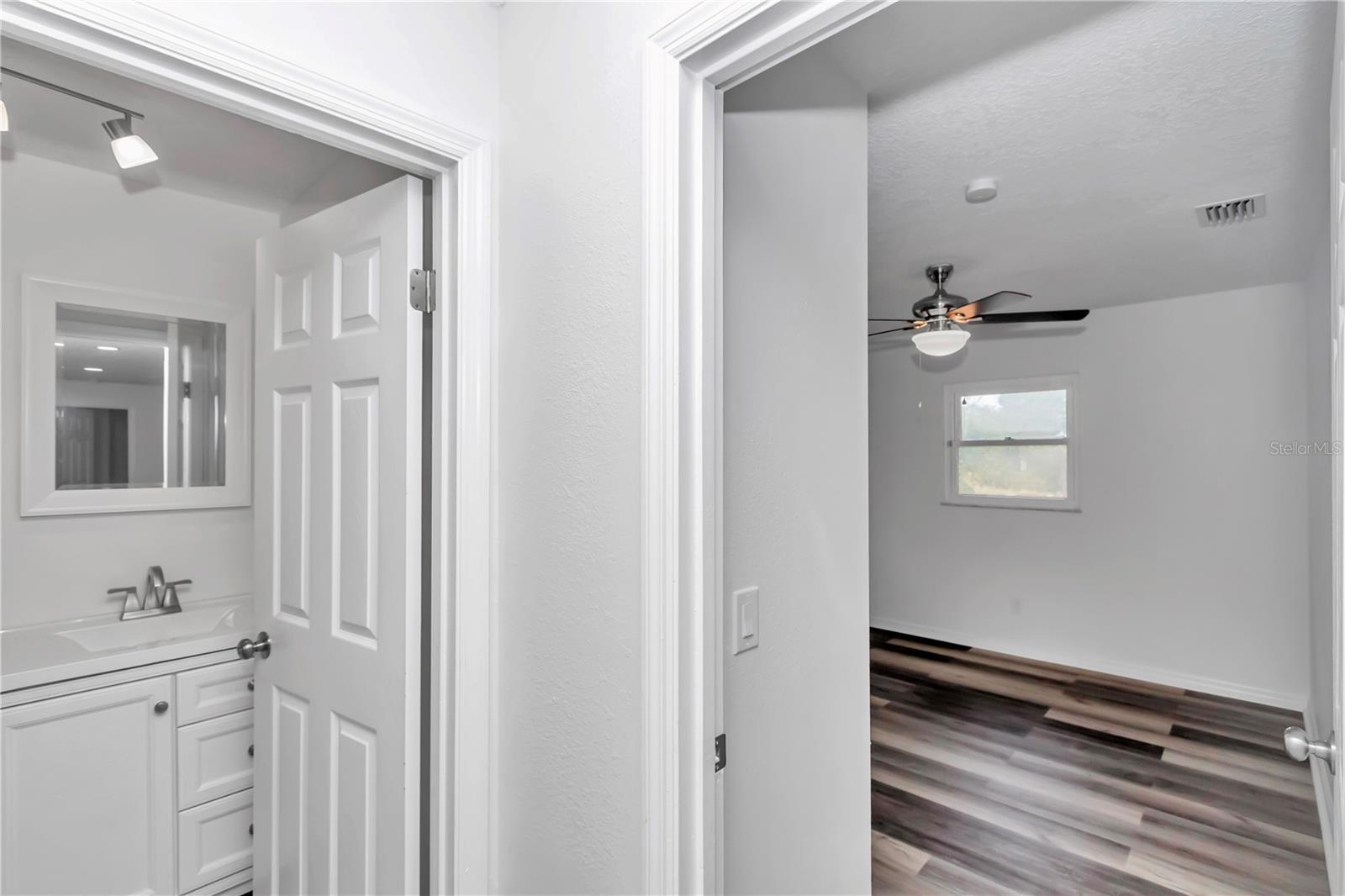 HICKORY HILL RETREATS UNIT 01 - Residential