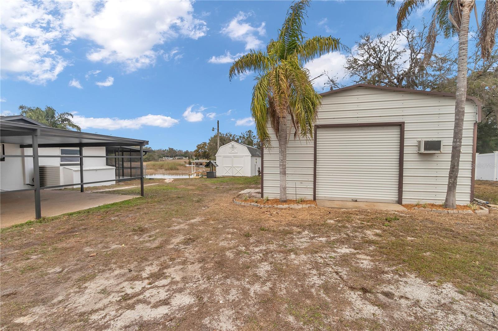 HICKORY HILL RETREATS UNIT 01 - Residential