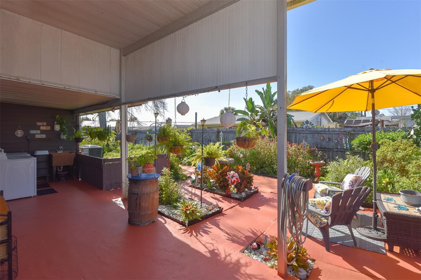 FLOMICH GARDEN SEC/HOLLY HILL HEIGHTS - Residential