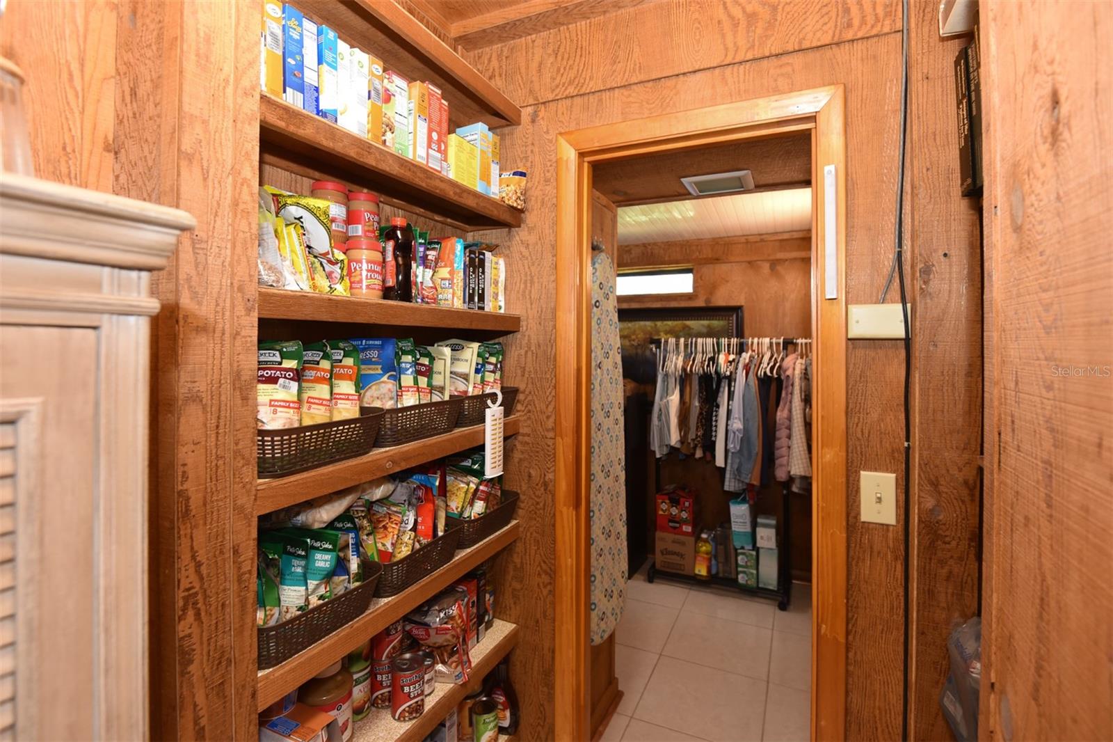 FLOMICH GARDEN SEC/HOLLY HILL HEIGHTS - Residential