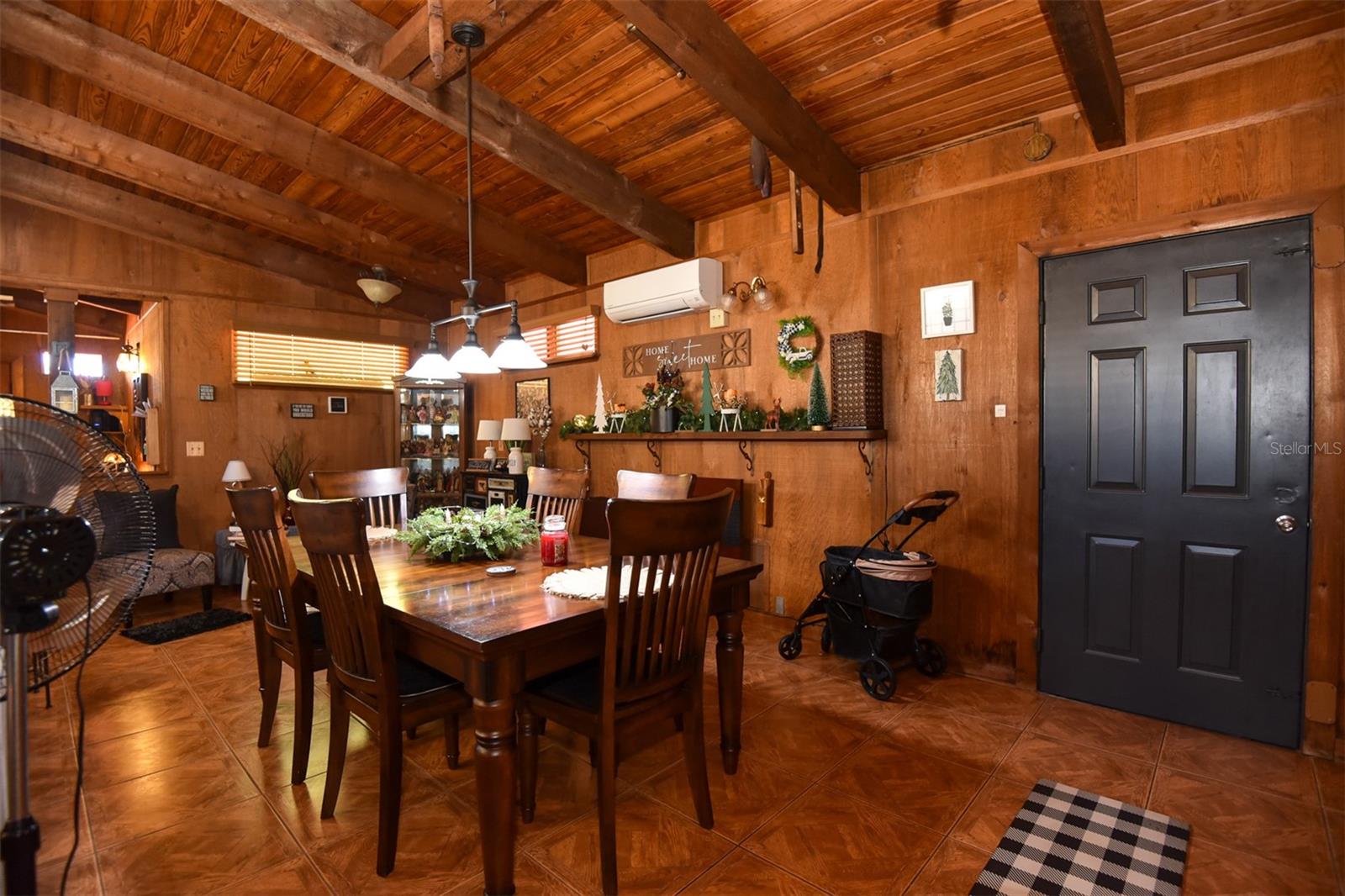 FLOMICH GARDEN SEC/HOLLY HILL HEIGHTS - Residential