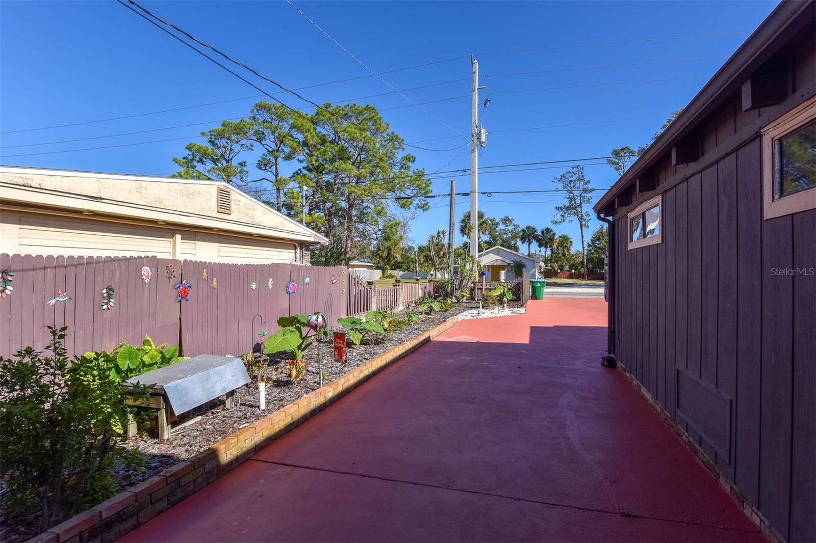 FLOMICH GARDEN SEC/HOLLY HILL HEIGHTS - Residential