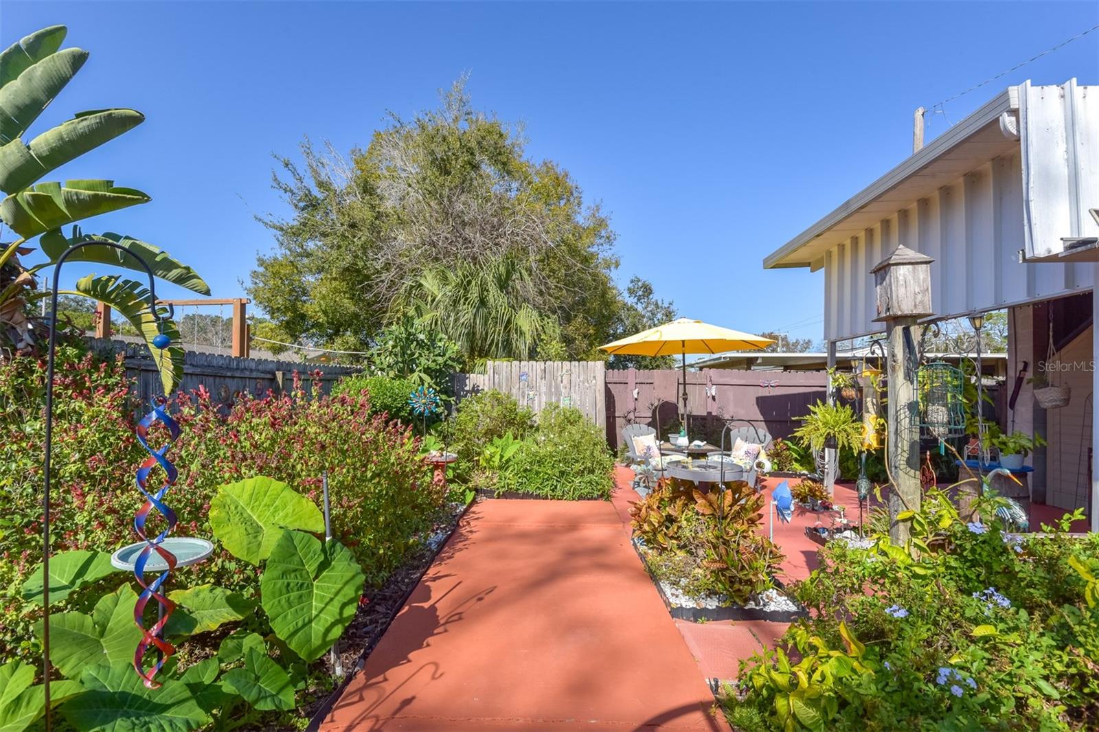 FLOMICH GARDEN SEC/HOLLY HILL HEIGHTS - Residential