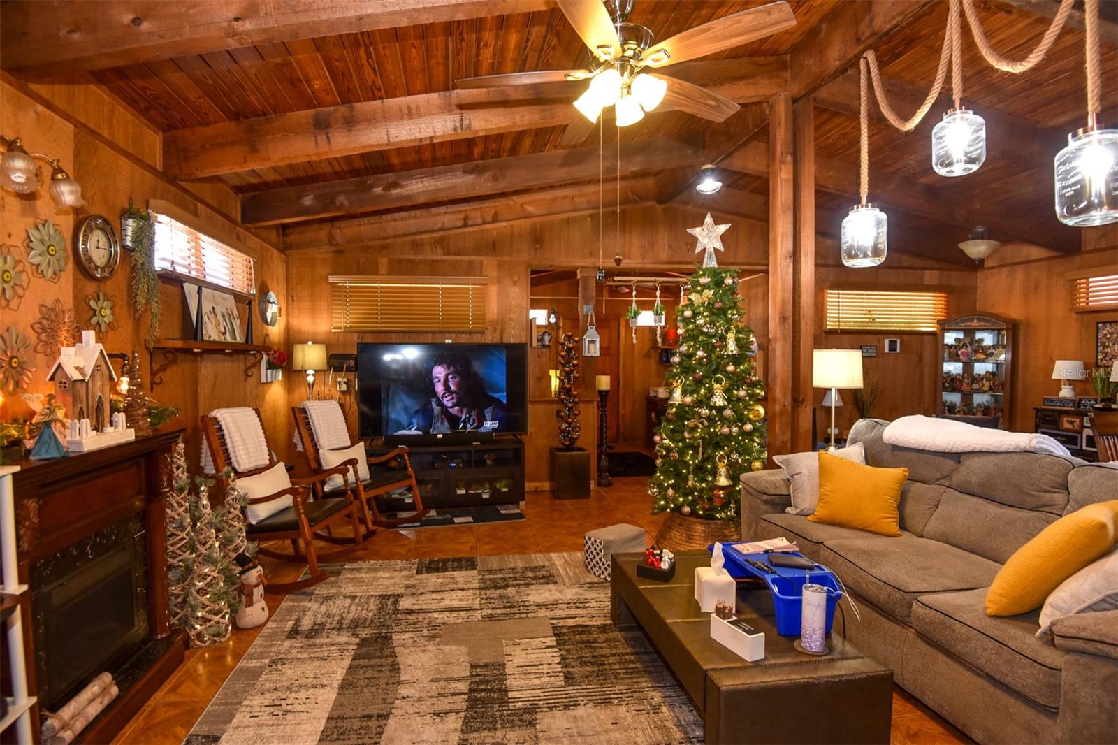 FLOMICH GARDEN SEC/HOLLY HILL HEIGHTS - Residential