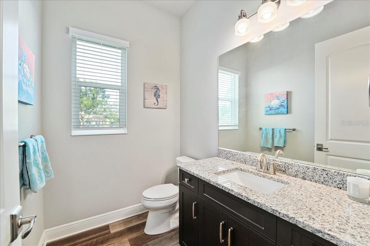 HIDDEN OAKS - Residential