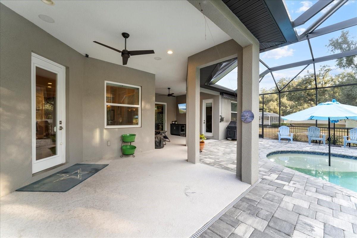 HIDDEN OAKS - Residential