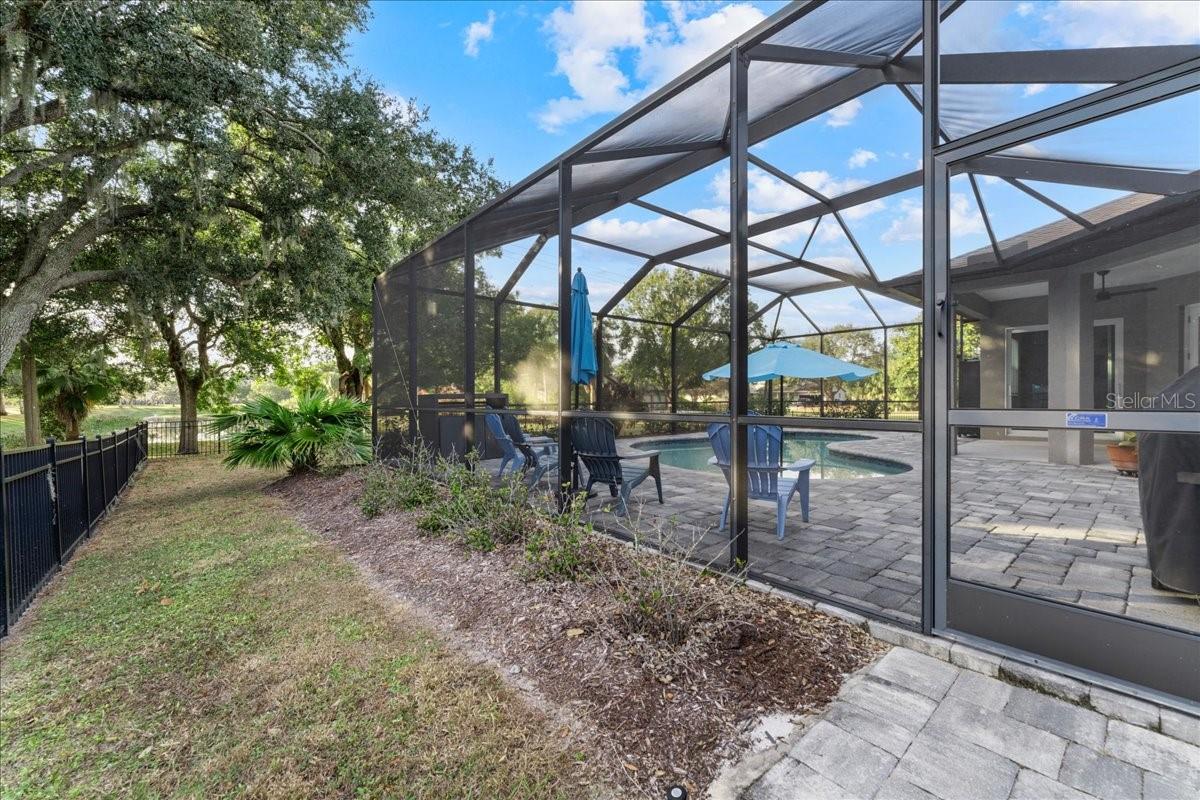 HIDDEN OAKS - Residential