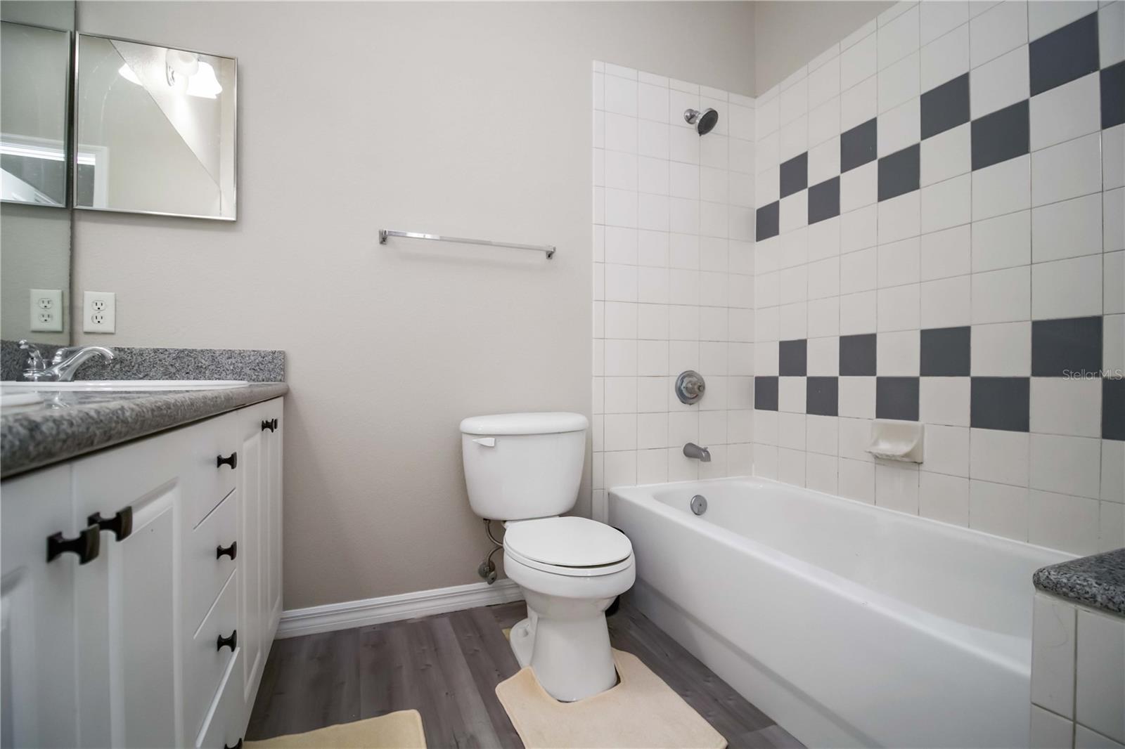 CAROLINA LANDINGS AT UNIVERSITY PLACE C - Residential