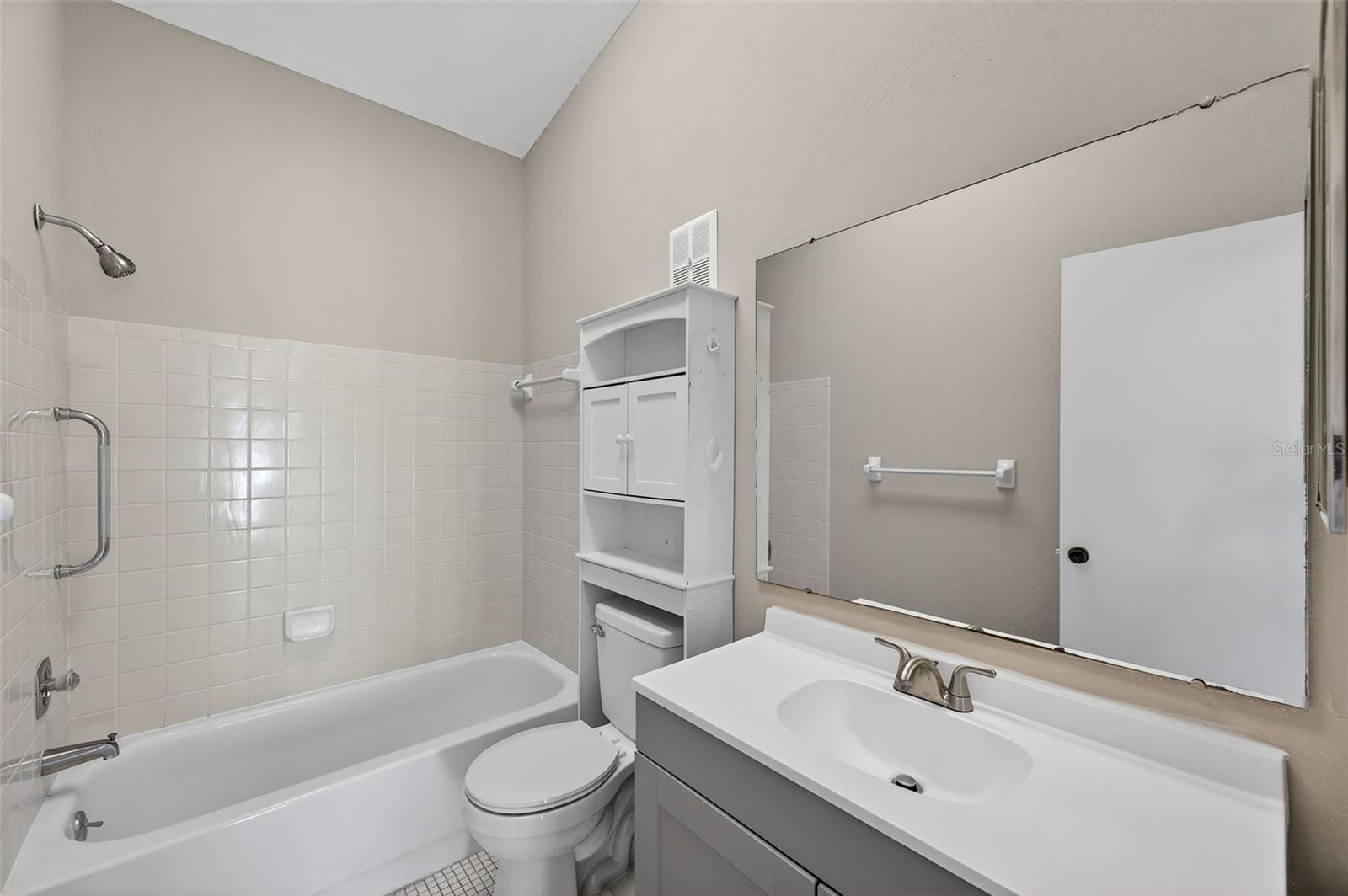 CORTEZ VILLAS CONDO 12 PH B - Residential