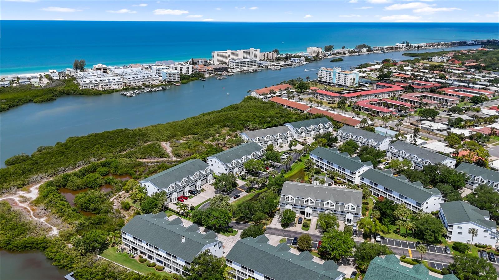 TARA CAY SOUND NORTH - Residential