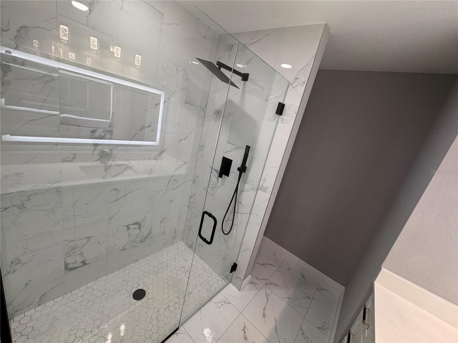 LAKE TROPICANA RANCHETTES - Residential