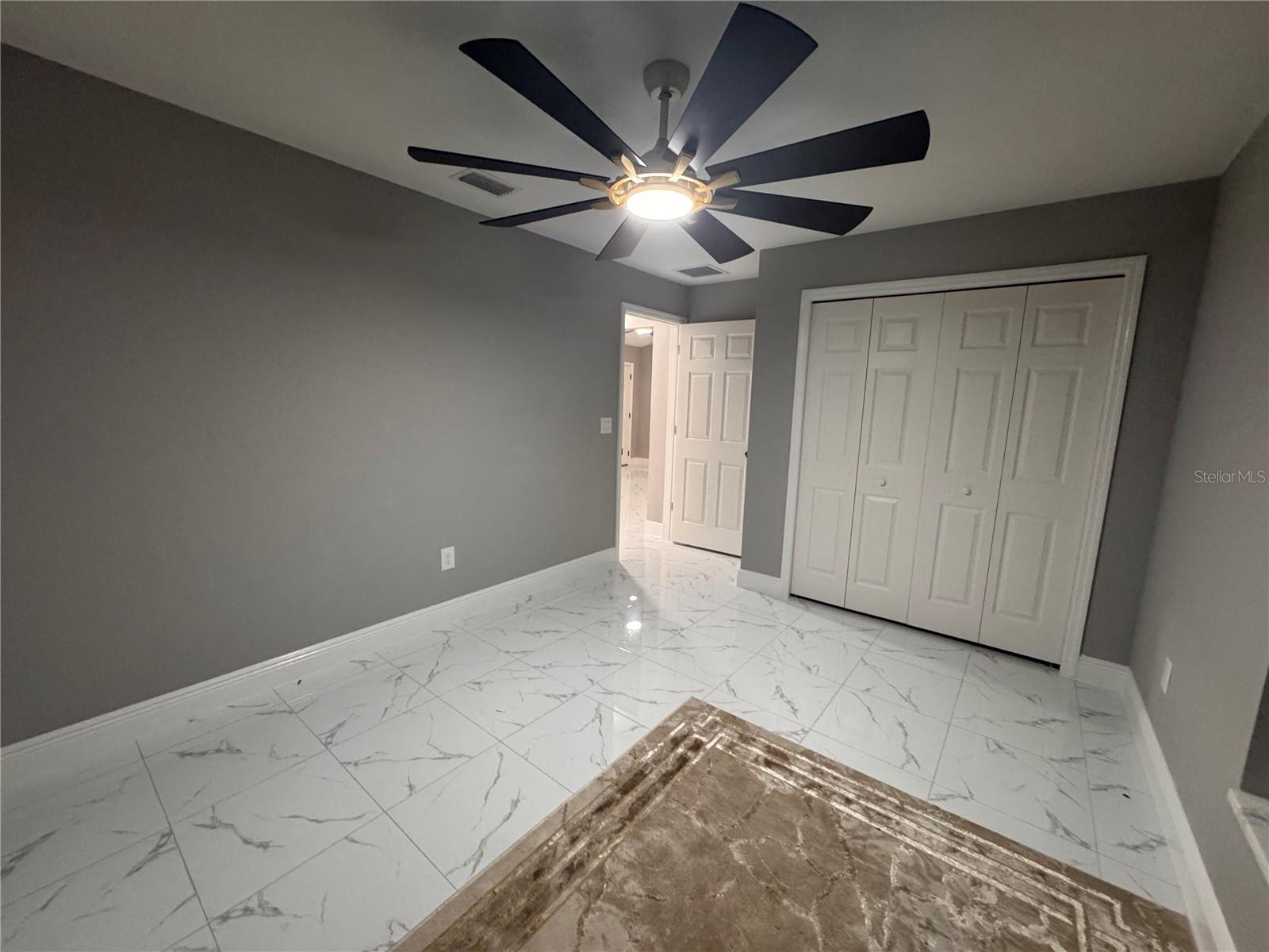 LAKE TROPICANA RANCHETTES - Residential