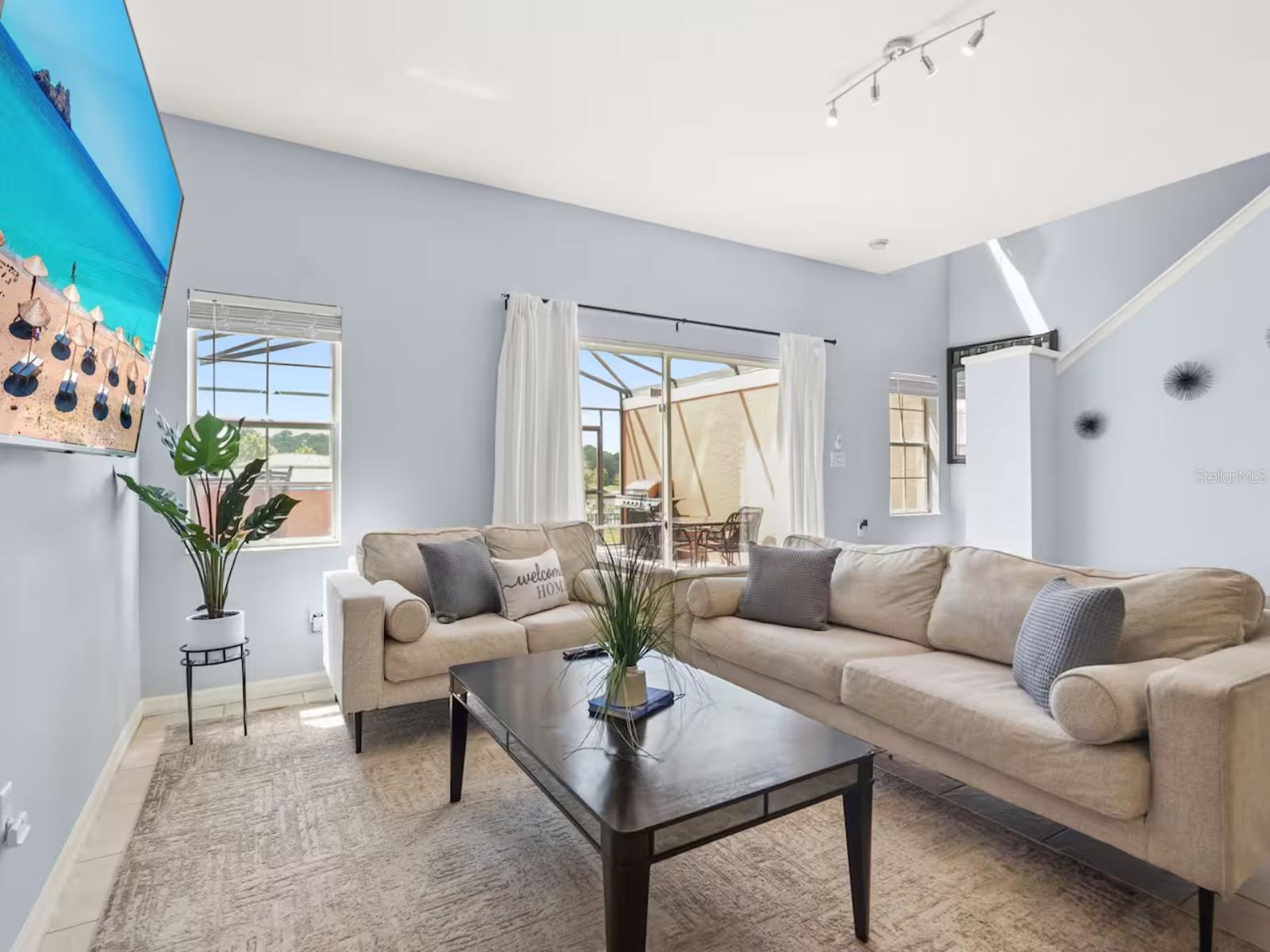 3113 YELLOW LANTANA LANE