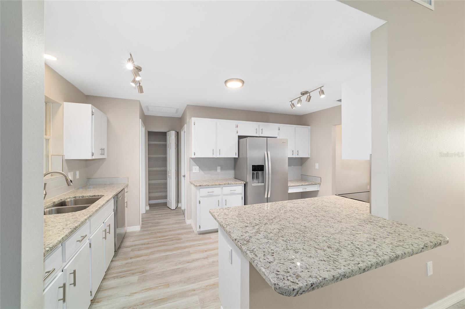 MARION LANDING - Residential