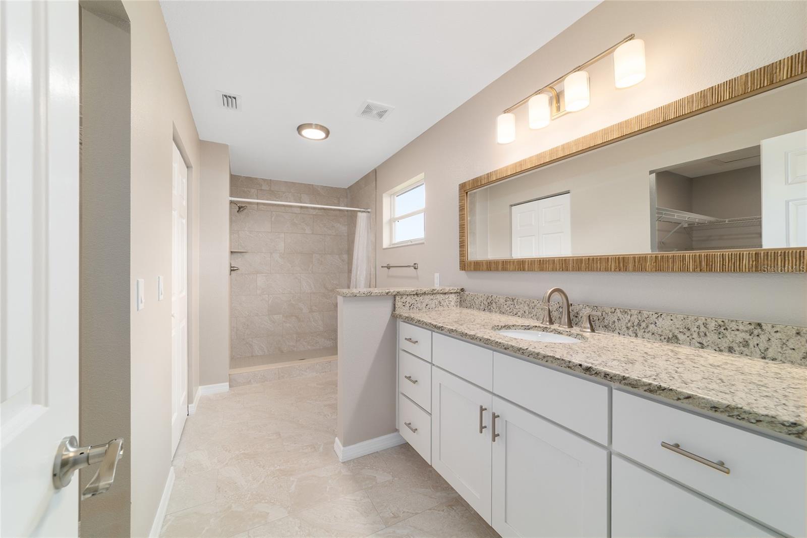 MARION LANDING - Residential