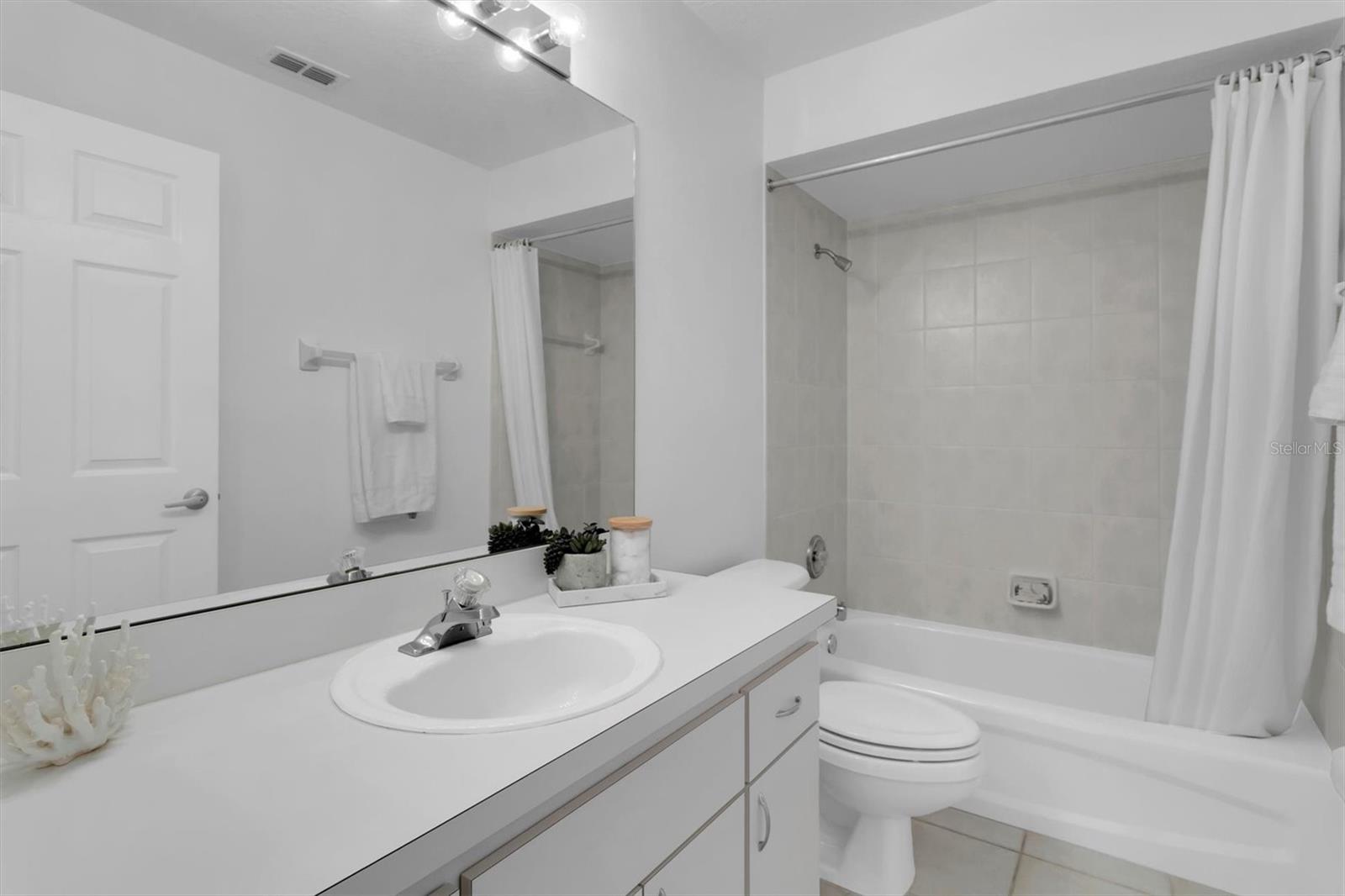 EDGEWOOD AT RIVER RIDGE COUNTRY CLUB PH 01 - Residential