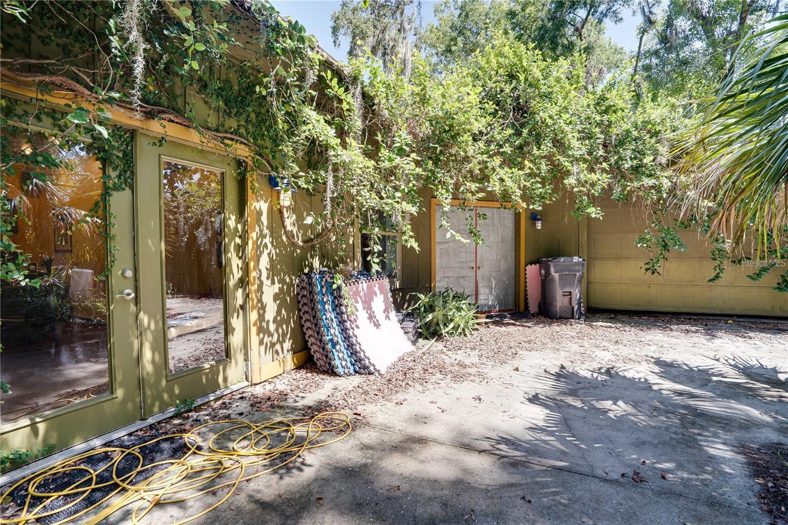 UNPLATTED - Residential