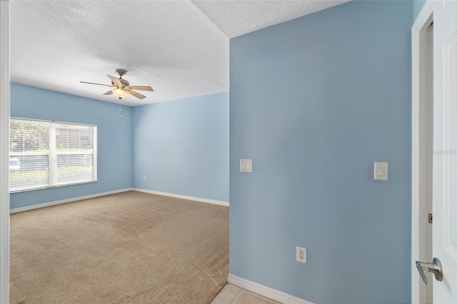 LAKESIDE LANDINGS - Residential