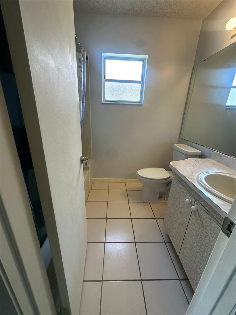 VENETIAN VILL REV TR H - Residential