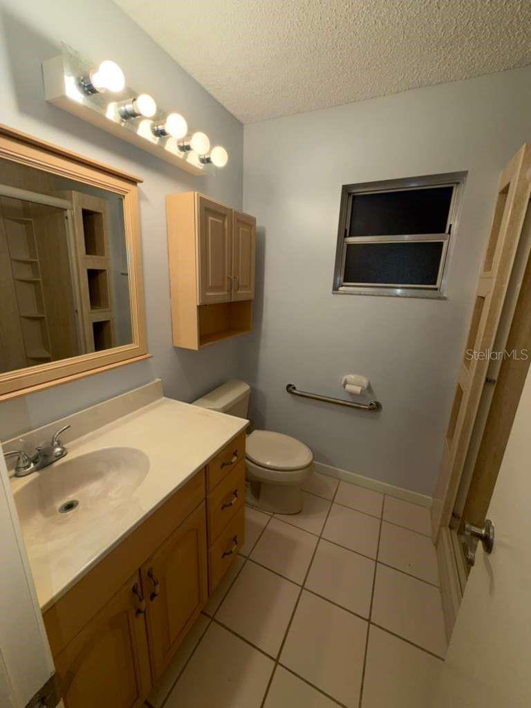 VENETIAN VILL REV TR H - Residential