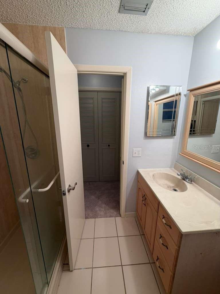 VENETIAN VILL REV TR H - Residential