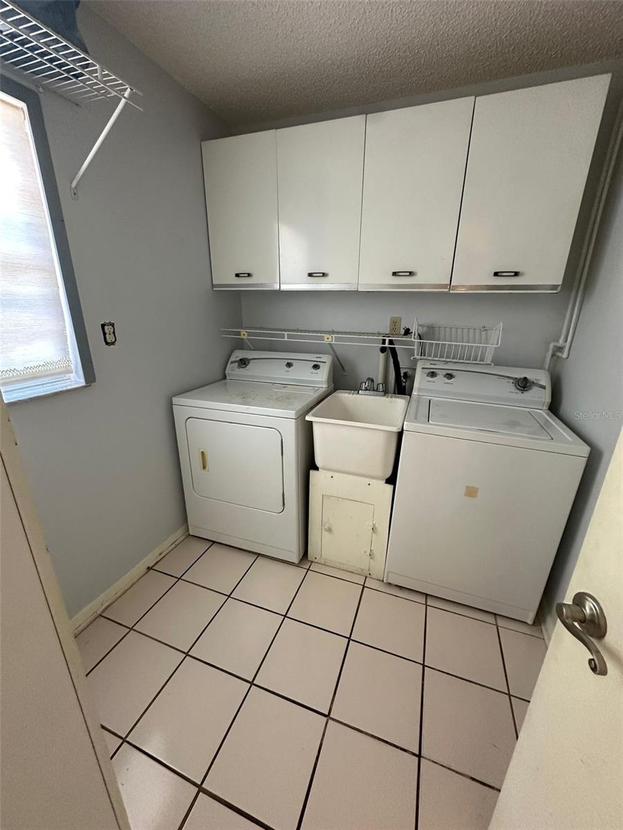 VENETIAN VILL REV TR H - Residential