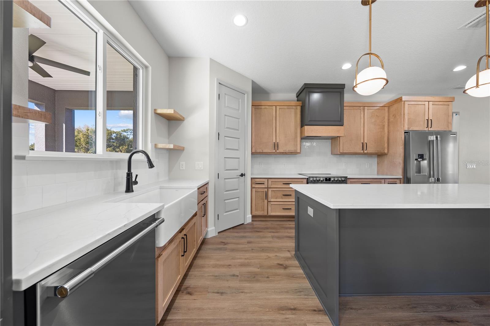 ST CLOUD MANOR EST - Residential