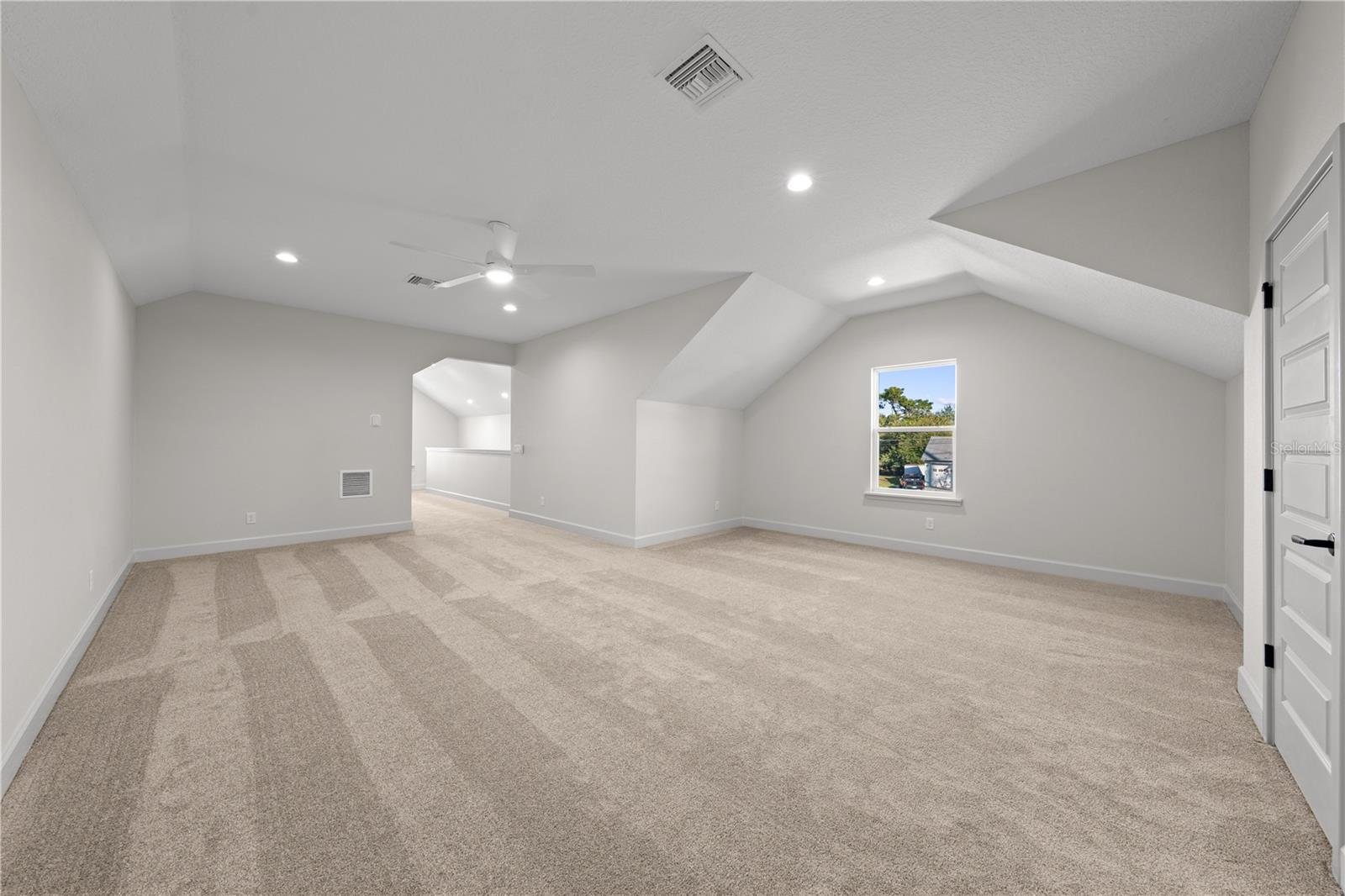 ST CLOUD MANOR EST - Residential