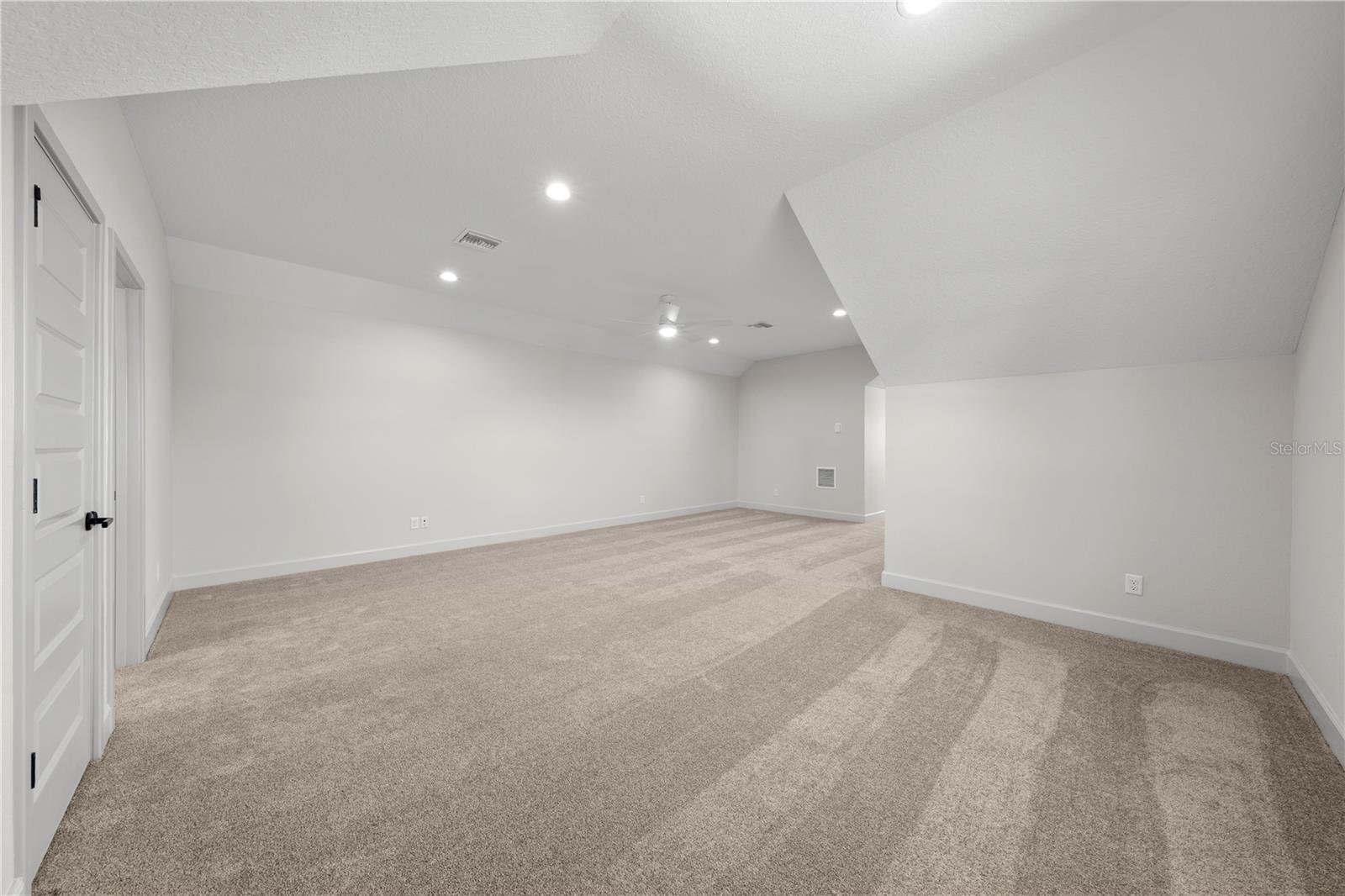 ST CLOUD MANOR EST - Residential