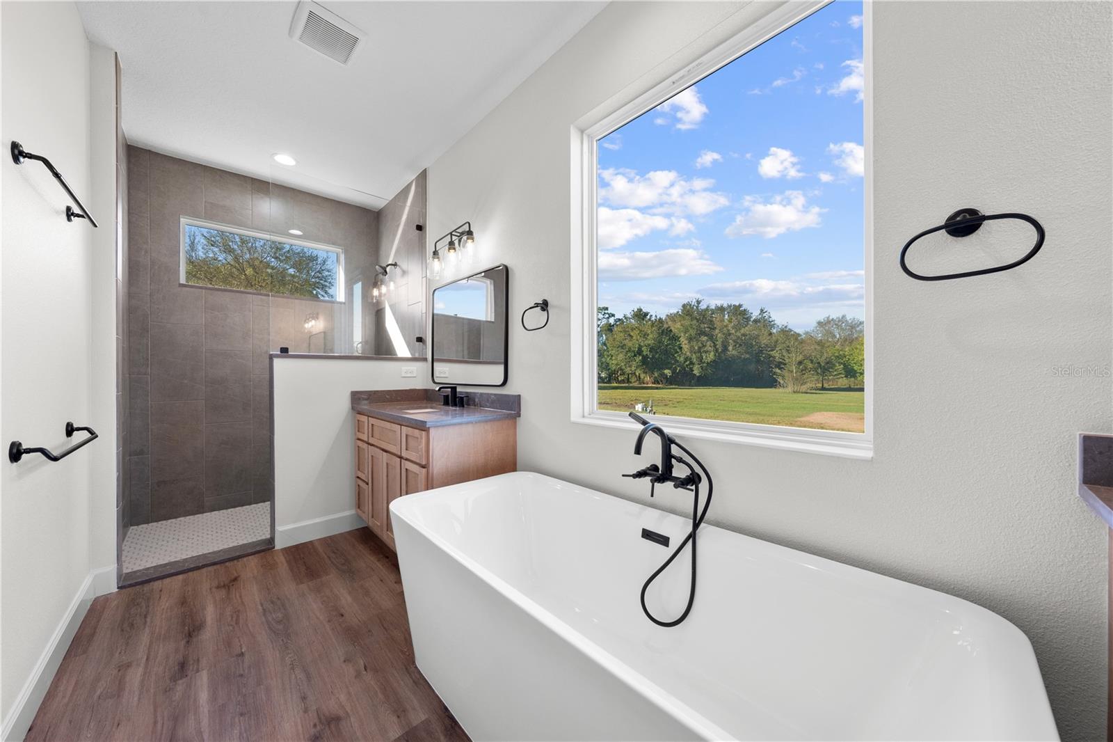 ST CLOUD MANOR EST - Residential