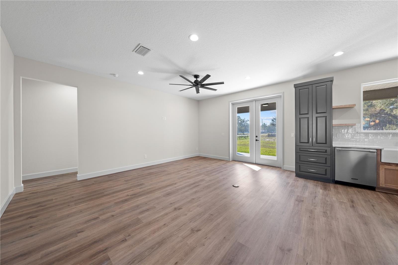 ST CLOUD MANOR EST - Residential