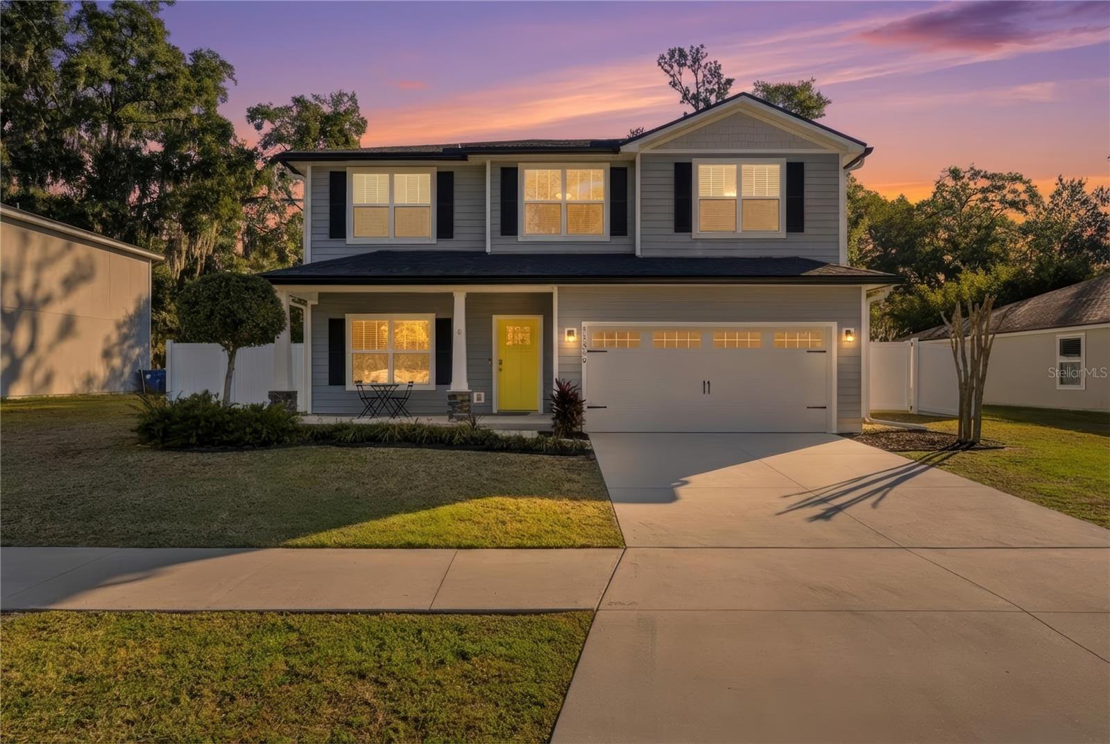 RIVER HOLLOW - Residential