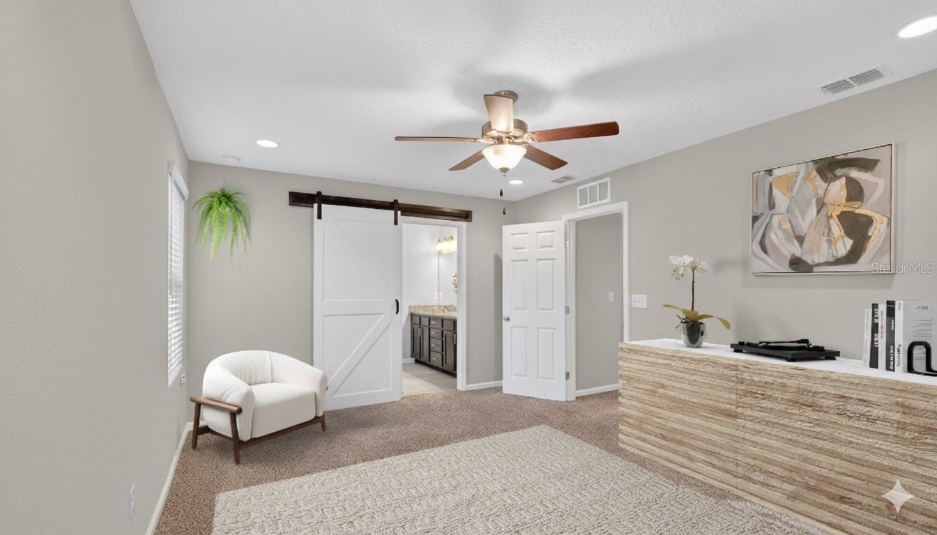 RIVER HOLLOW - Residential