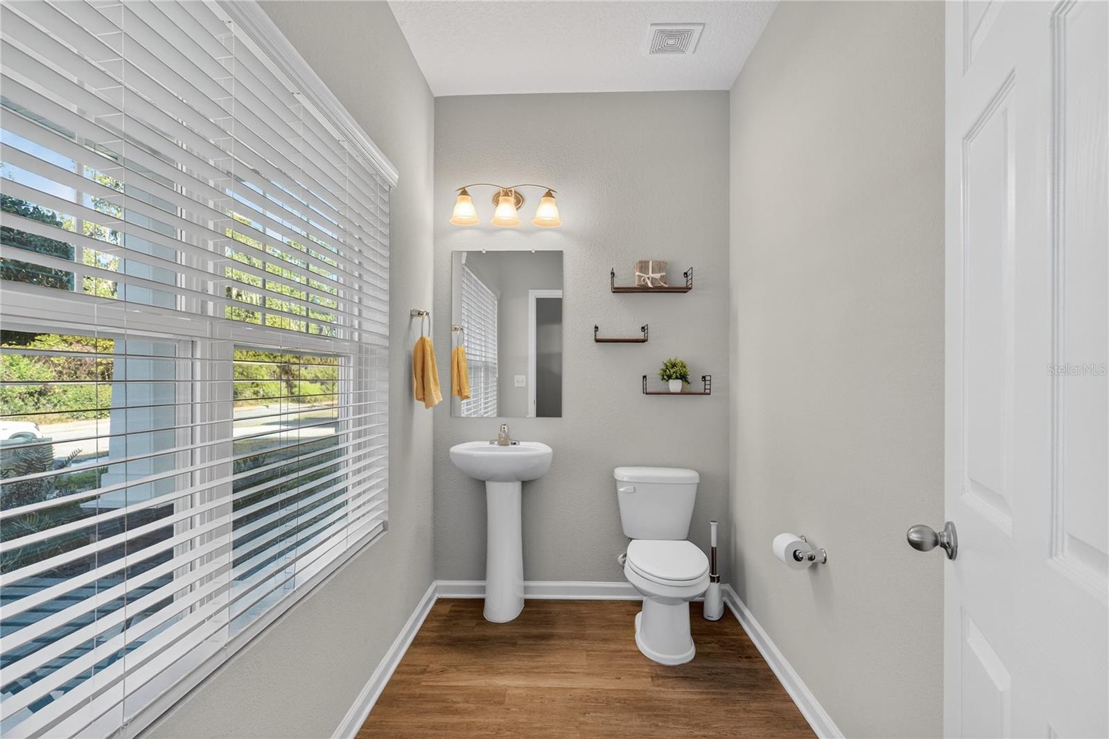 RIVER HOLLOW - Residential