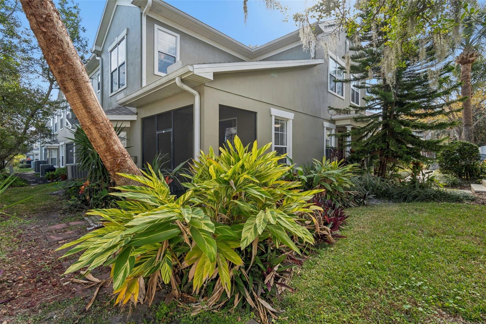 WHITTINGTON COURT TWNHMS - Residential Lease