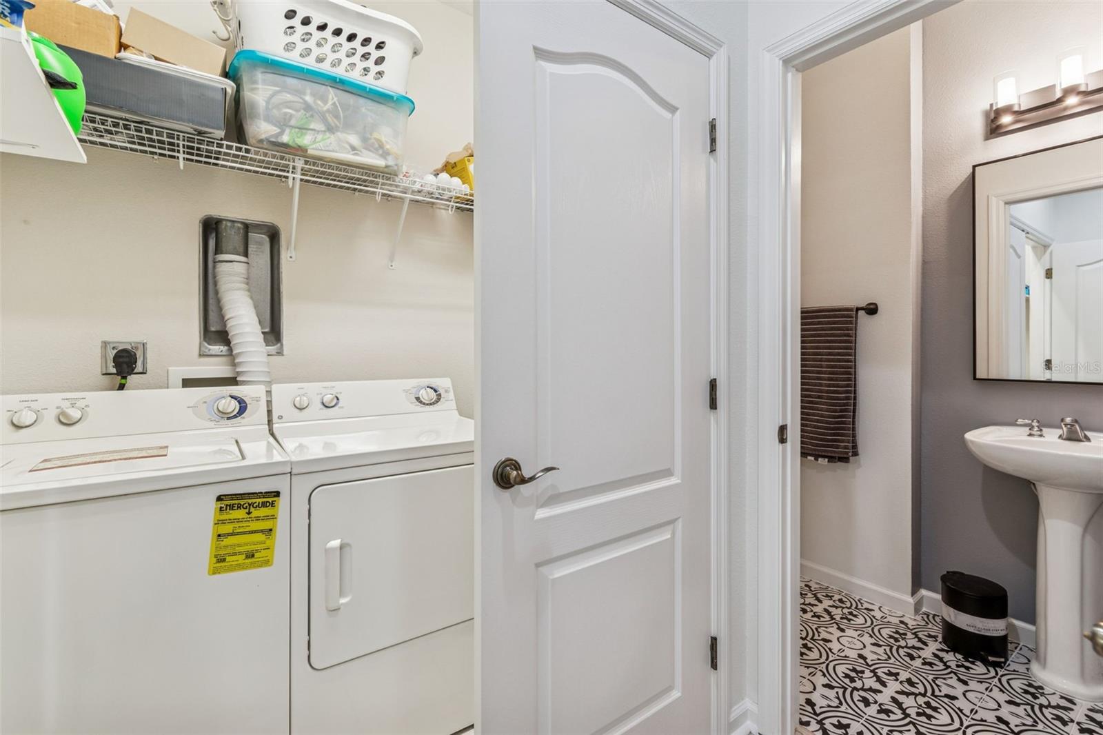 WHITTINGTON COURT TWNHMS - Residential Lease