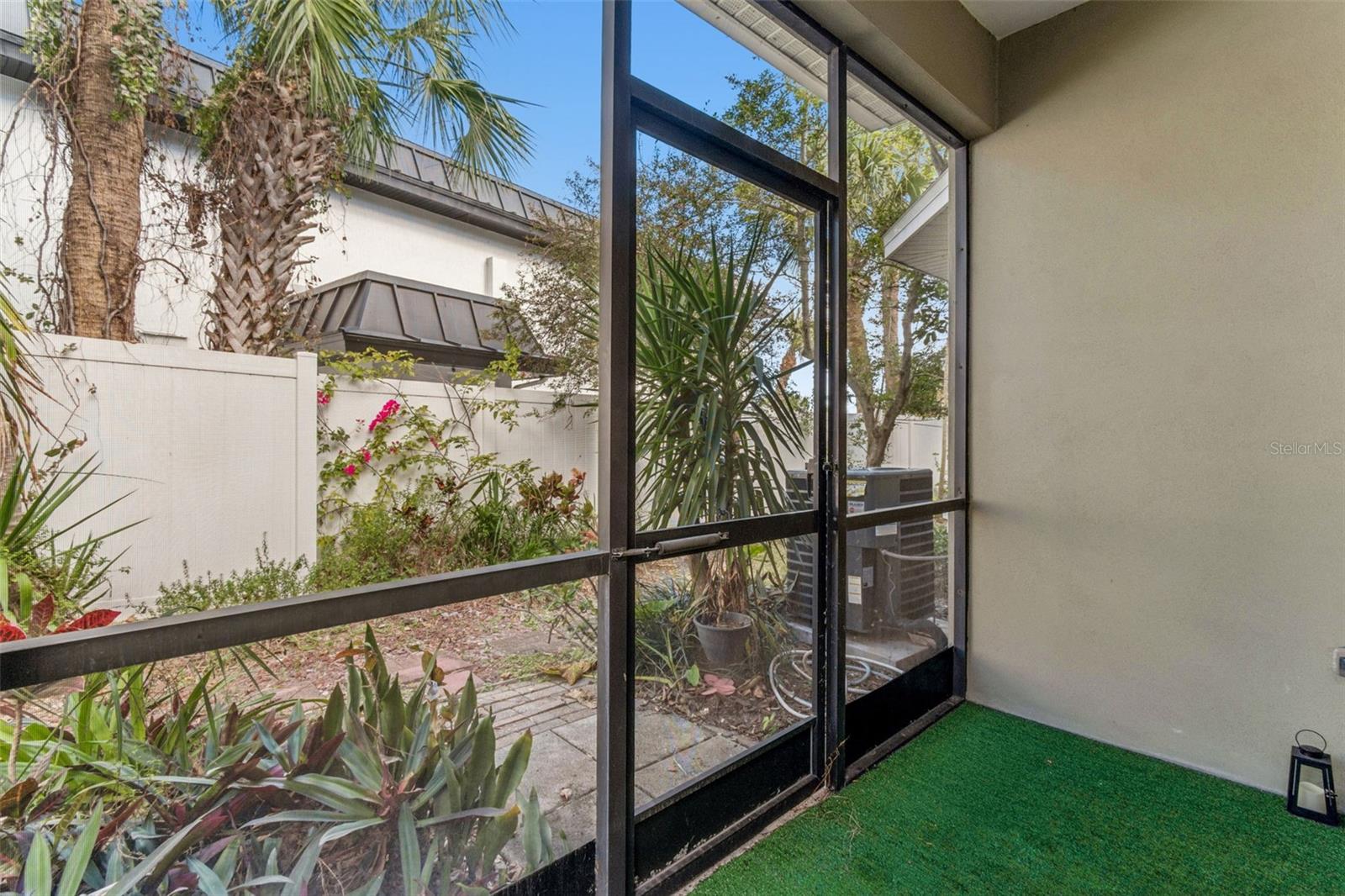 WHITTINGTON COURT TWNHMS - Residential Lease