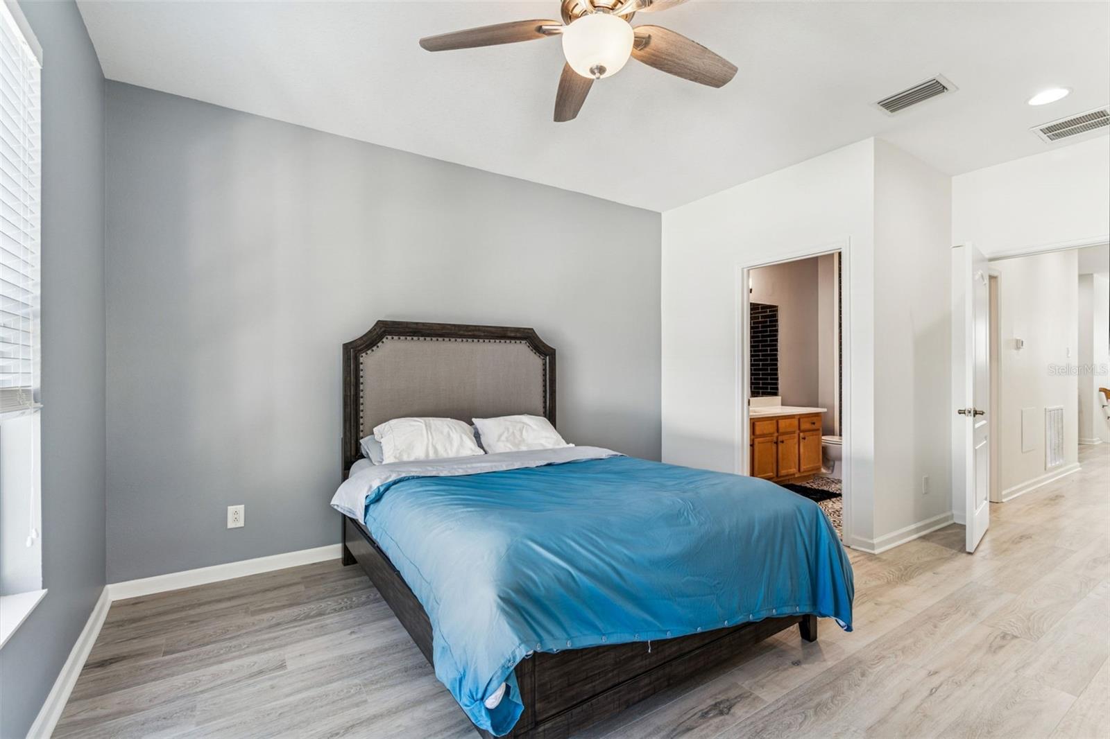 WHITTINGTON COURT TWNHMS - Residential Lease