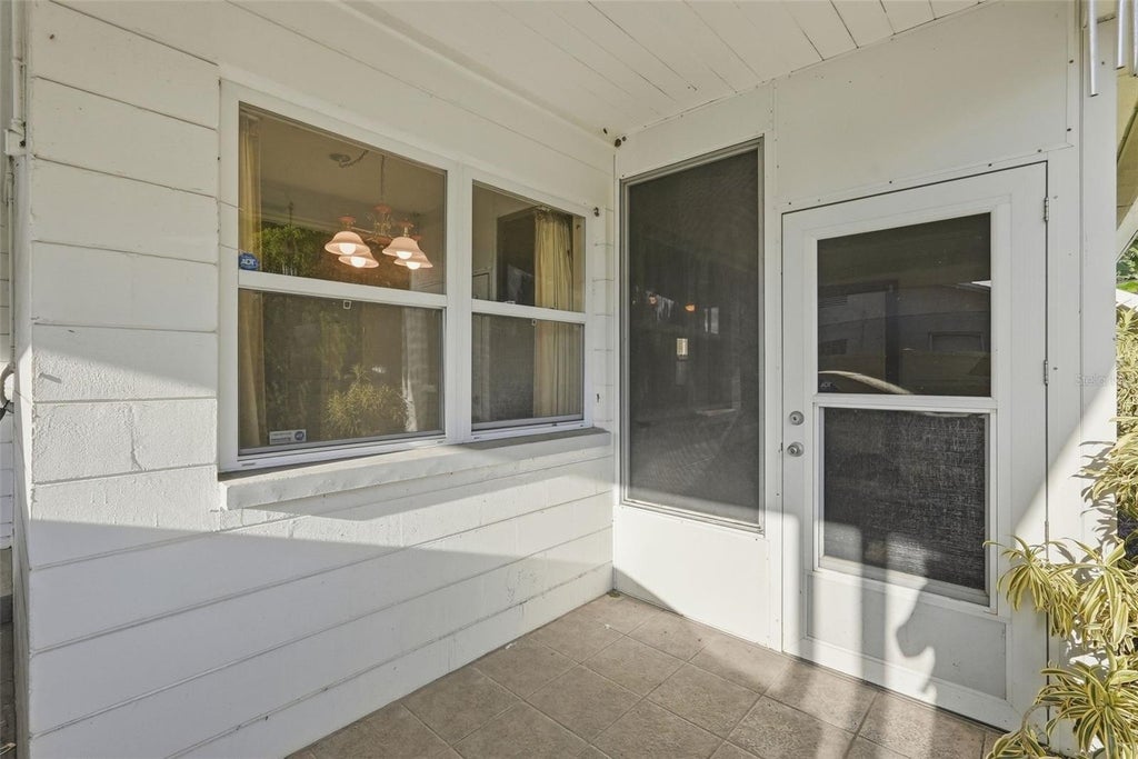 Photo of 5375 49th Avenue N, St Petersburg, FL 33709 (MLS # A4707136)