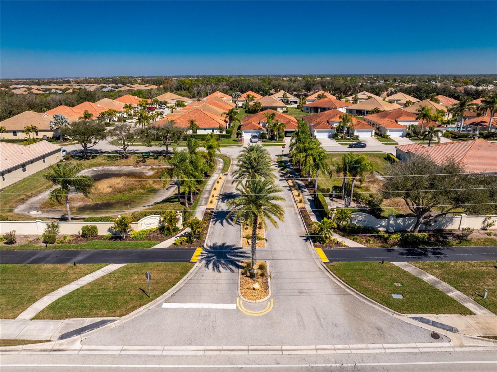 ARLINGTON COVE - Residential