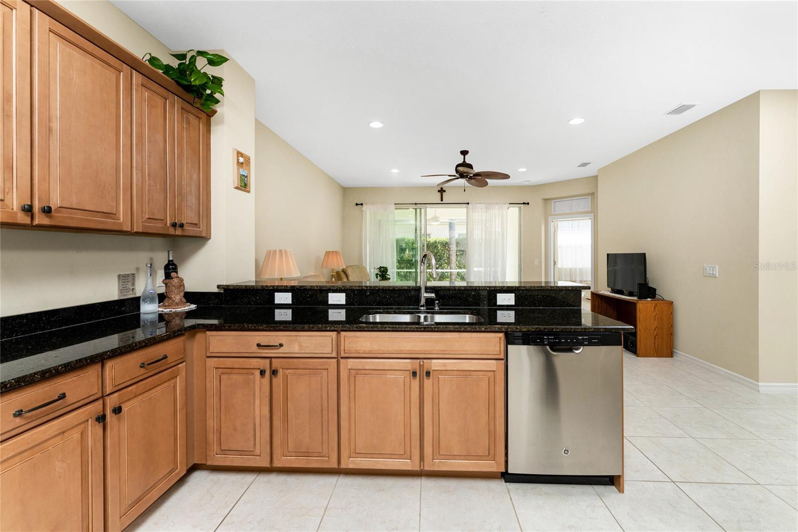 ARLINGTON COVE - Residential